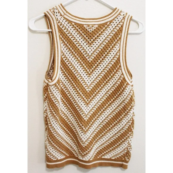 Elie Tahari Knit sleeveless sweater tank - Picture 2 of 4